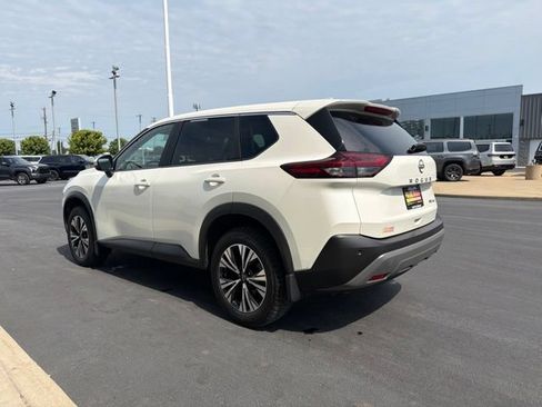Used 2023 Nissan Rogue SV AWD/4WD image 5