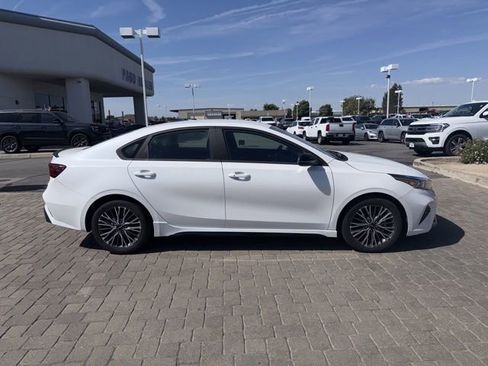 Used 2023 Kia Forte GT-Line w/ GT-Line Technology Package FWD image 2