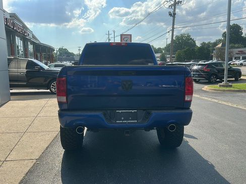Used 2015 RAM 1500 Express AWD/4WD image 4