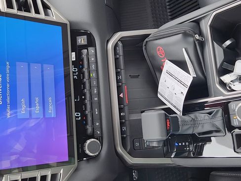 New 2026 Toyota Tundra Limited AWD/4WD image 14