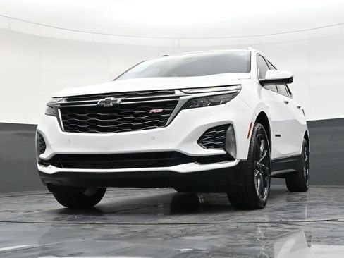 Used 2023 Chevrolet Equinox RS FWD image 28