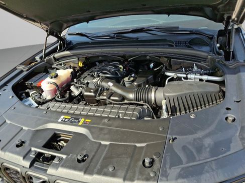 Certified 2023 Jeep Grand Cherokee Limited w/ Luxury Tech Group II image 27