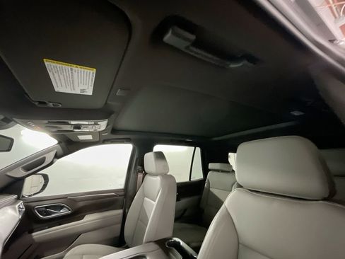 Used 2023 Chevrolet Tahoe Z71 w/ Luxury Package image 19