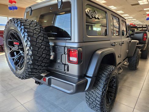 New 2025 Jeep Wrangler Unlimited Sport image 3