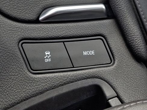 Certified 2022 Cadillac XT6 Premium Luxury w/ Technology Package image 25