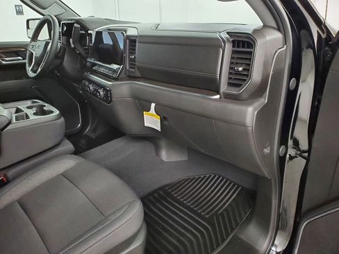 Used 2025 Chevrolet Silverado 1500 RST image 13