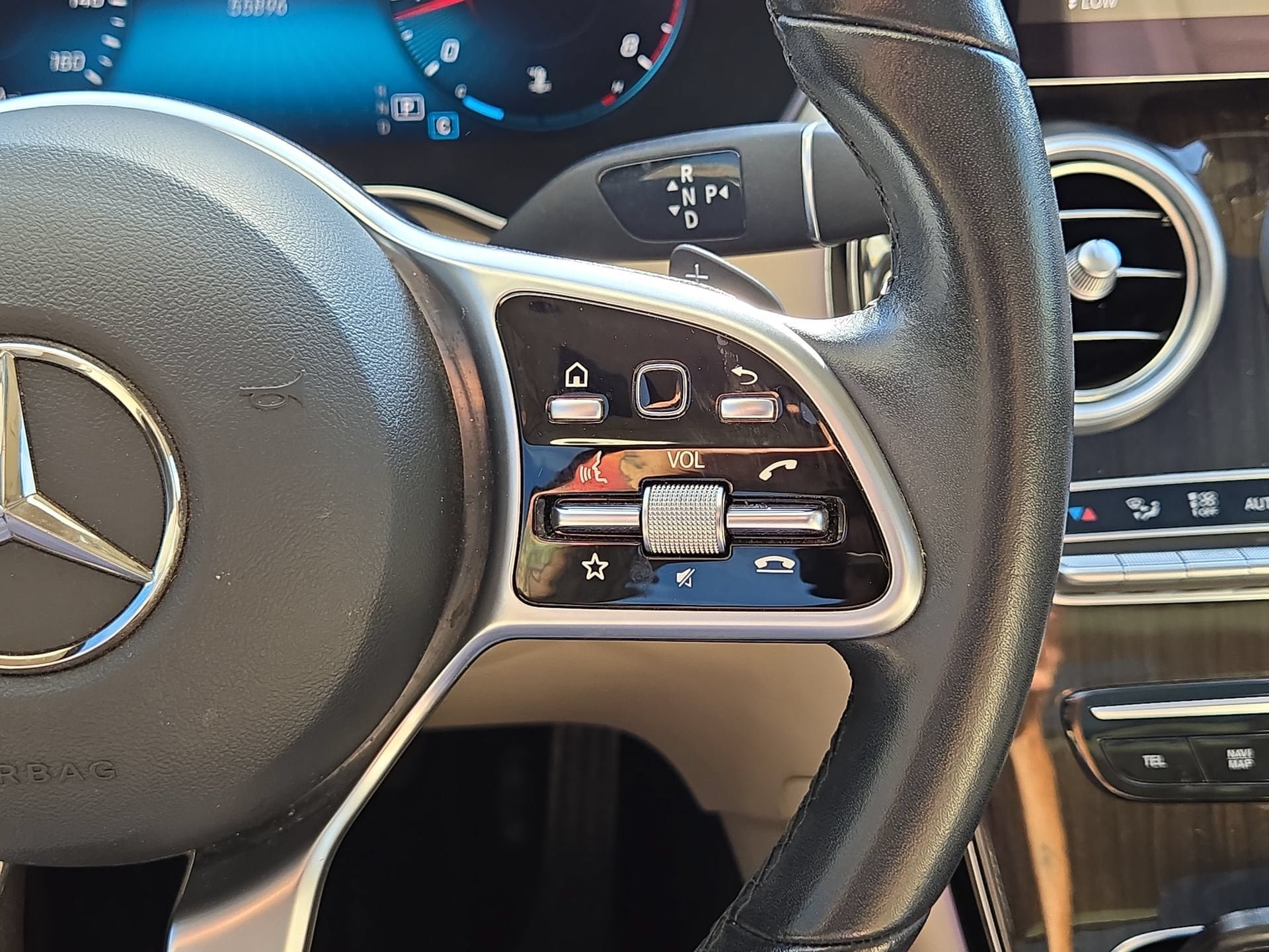 Certified 2021 Mercedes-Benz GLC 300 image 21
