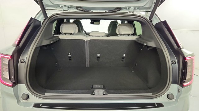 New 2026 Volvo EX30 Ultra w/ Protection Package Premier AWD/4WD image 35