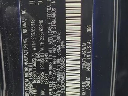 Certified 2024 Toyota Highlander LE image 28