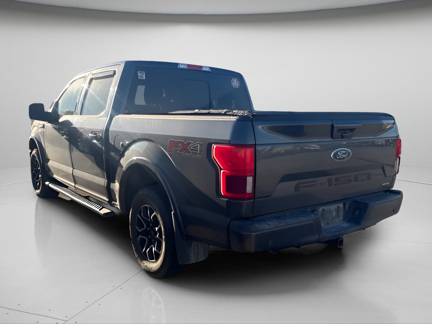 Used 2020 Ford F150 Lariat w/ Equipment Group 502A Luxury AWD/4WD image 12