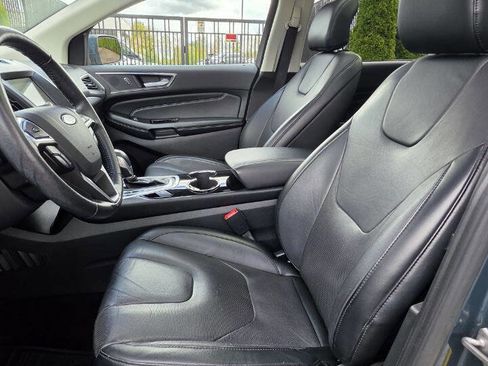 Used 2016 Ford Edge Titanium w/ Equipment Group 301A image 10