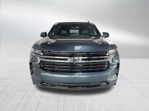 Used 2021 Chevrolet Suburban RST w/ Luxury Package AWD/4WD image 2