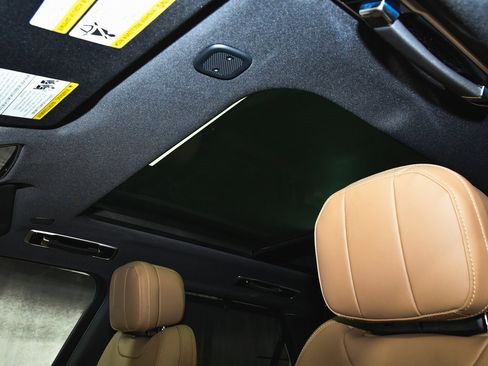 Used 2024 Land Rover Range Rover Sport SE image 53