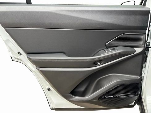 New 2026 Jeep Cherokee Limited image 19