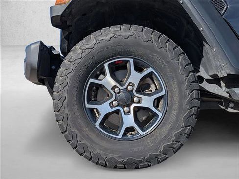 Used 2021 Jeep Wrangler Unlimited Rubicon w/ Cold Weather Group image 24