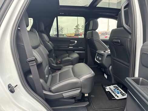 New 2025 Ford Expedition Platinum w/ Stealth Performance Package image 14