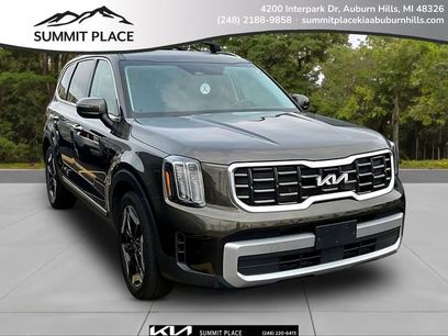 Certified 2023 Kia Telluride S w/ S Sunroof Package
