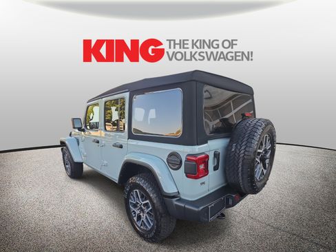 Used 2024 Jeep Wrangler Sahara w/ Technology Group image 5