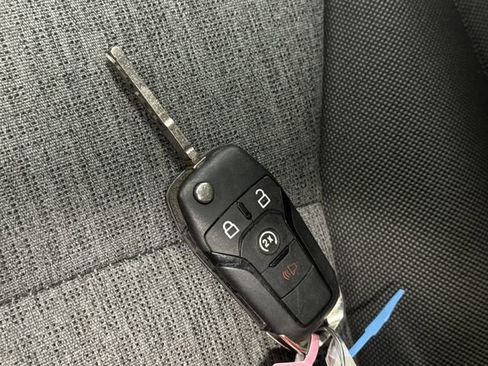 Used 2024 Ford F250 XL w/ XL Chrome Package image 26