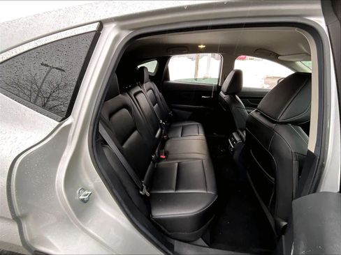 Certified 2025 Nissan Murano SV image 16