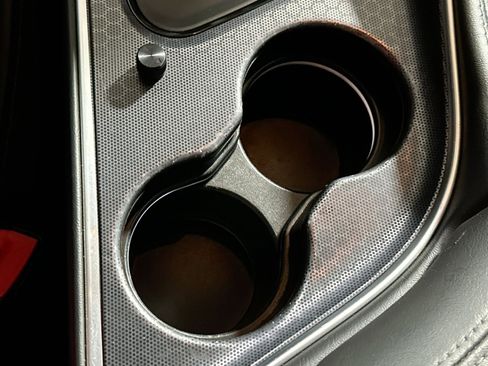 Used 2016 Dodge Challenger R/T Scat Pack w/ Leather Interior Group image 28