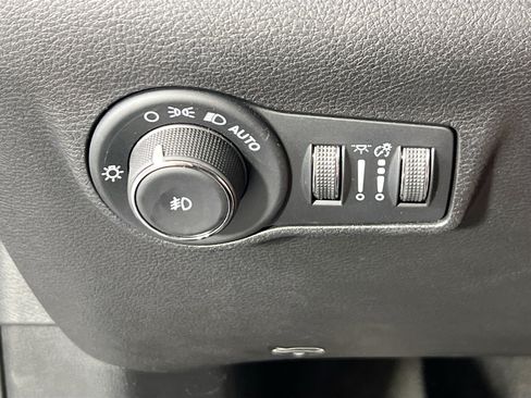 Used 2022 Jeep Compass Limited AWD/4WD image 10
