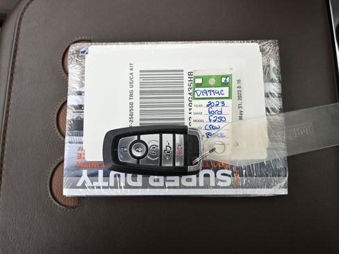 Used 2023 Ford F250 King Ranch w/ FX4 Off-Road Package image 19