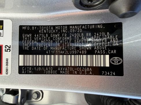 Used 2020 Toyota Camry XLE image 40