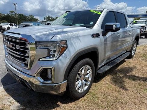 Used 2021 GMC Sierra 1500 SLT w/ SLT Premium Plus Package AWD/4WD image 3