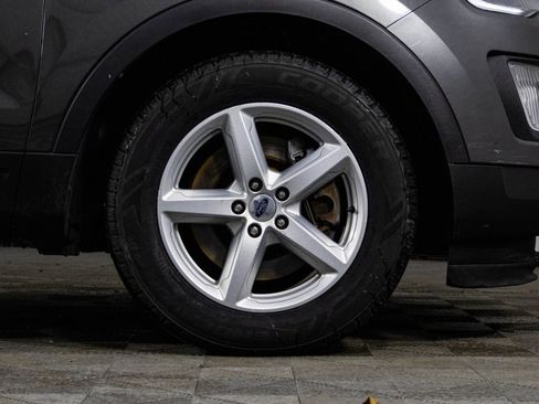 Used 2016 Ford Explorer XLT w/ Equipment Group 201A image 43