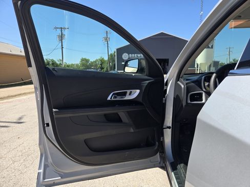 Used 2013 Chevrolet Equinox LS FWD image 4