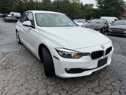 Used 2015 BMW 320i Sedan RWD image 3