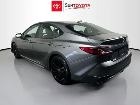 Used 2026 Toyota Camry SE FWD image 6