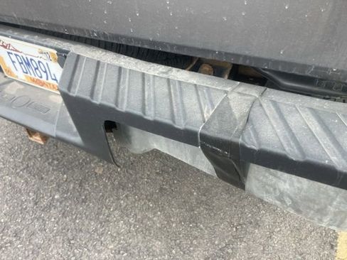 Used 2014 Ford F150 XLT w/ XLT Convenience Package image 12