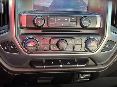 Used 2015 Chevrolet Silverado 1500 LTZ image 24