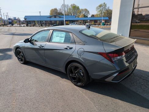 New 2026 Hyundai Elantra Sport FWD image 5
