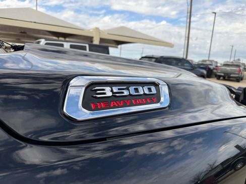 Used 2024 RAM 3500 Limited image 11