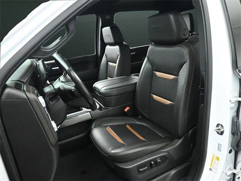 Used 2023 GMC Sierra 3500 AT4 image 11