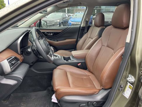 Used 2021 Subaru Outback Touring AWD/4WD image 8