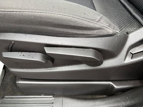 Used 2014 GMC Sierra 1500 SLE w/ Suspension Package, Off-Road image 16