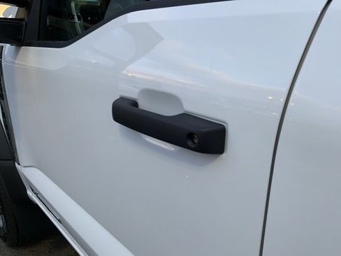 Used 2024 Ford F450 XL image 8