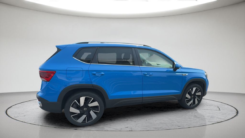 Used 2024 Volkswagen Taos SEL AWD/4WD image 10