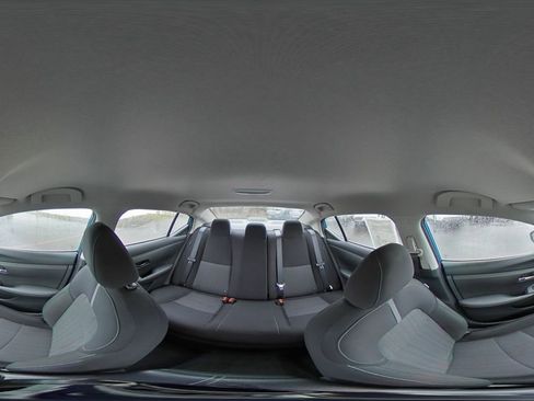 Used 2025 Nissan Sentra SV image 40