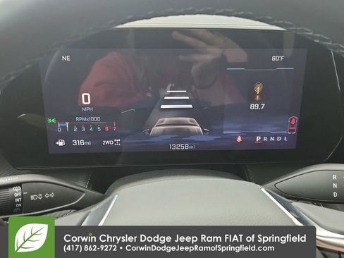 Used 2026 Chevrolet Equinox LT AWD/4WD image 23