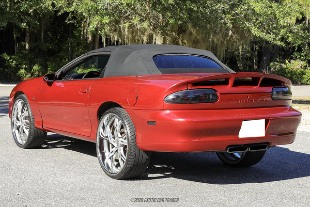 Used 2002 Chevrolet Camaro Z28 w/ SS Performance/Appearance Pkg RWD image 17