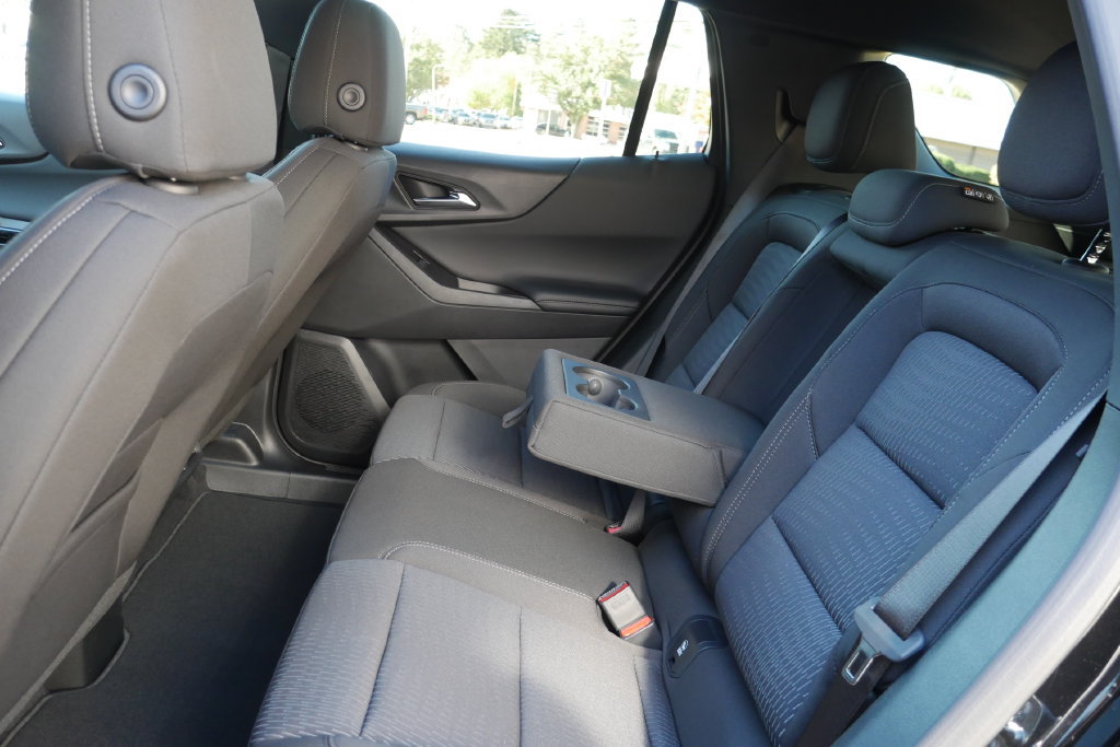 New 2027 Chevrolet Equinox LT AWD/4WD image 14