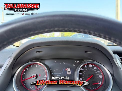 Used 2020 Toyota Camry XSE FWD image 23