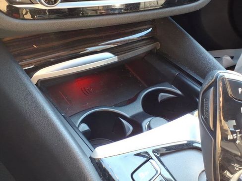 Used 2023 BMW 530e xDrive w/ Convenience Package image 29