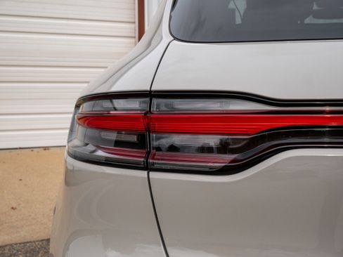 New 2026 Porsche Macan Turbo image 19