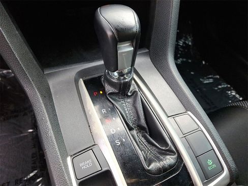 Used 2019 Honda Civic Sport image 14